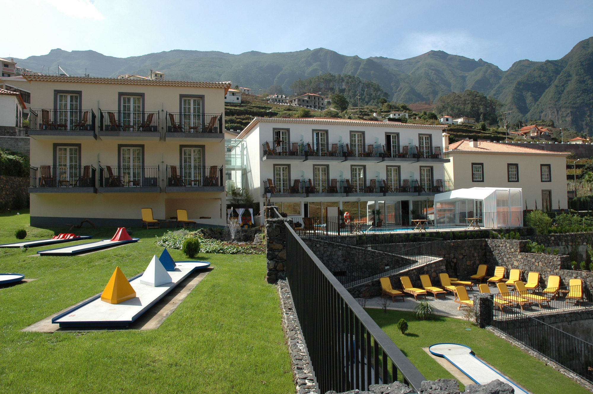 Hotel Estalagem Do Vale São Vicente Esterno foto
